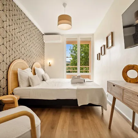 Modern Sea View -2br-4p- Appartement *