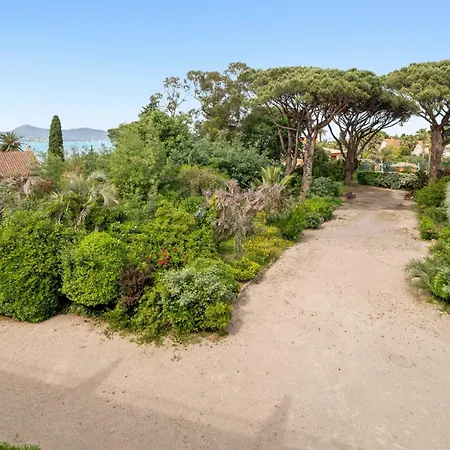 Modern Sea View -2br-4p- *