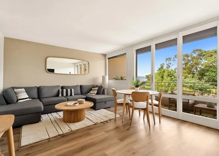 Apartment Modern Sea View -2br-4p- Saint-Tropez